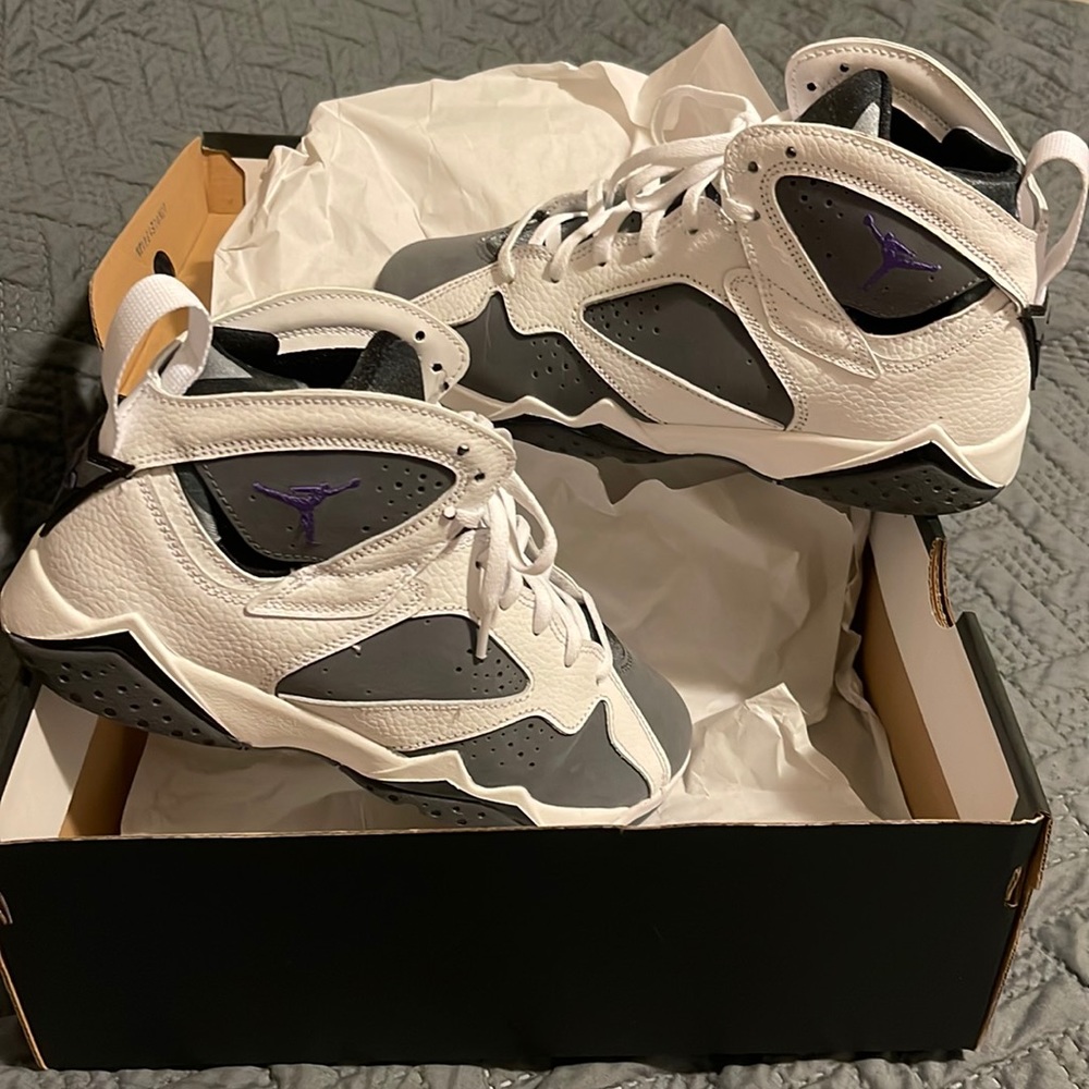 AIR JORDAN 7 RETRO BG
